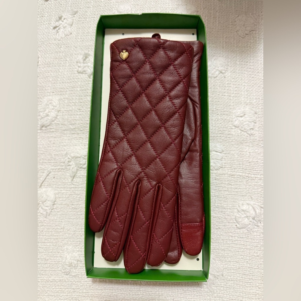 Kate Spade 100% Genuine Goat Leather Quilted Gloves in Deep Burgundy NWT size S - Picture 3 of 6